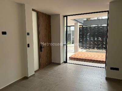 Casa en venta en Cerritos, Pereira · foto 3 de 9