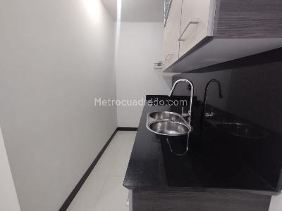Apartamento en venta en Pinares Alto, Pereira · foto 4 de 10