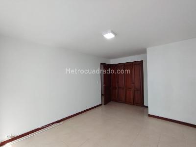 Apartamento en venta en Pinares, Pereira · foto 13 de 15