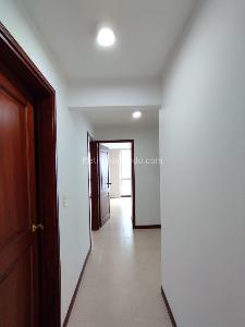 Apartamento en venta en Pinares, Pereira · foto 6 de 15