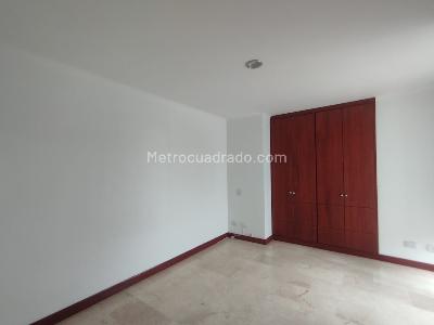 Apartamento en venta en Pinares, Pereira · foto 10 de 15