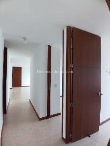 Apartamento en venta en Pereira, Pereira · foto 7 de 12