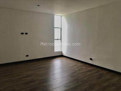 Casa de 3 alcobas en venta en Cerritos, Pereira, 1070 m² · foto 6 de 10