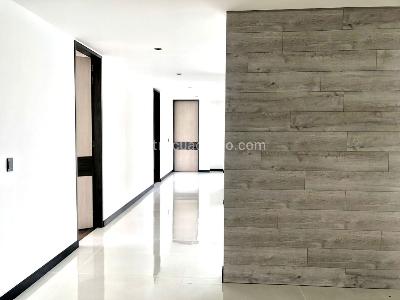 Casa de 3 alcobas en venta en Cerritos, Pereira, 1070 m² · foto 3 de 10