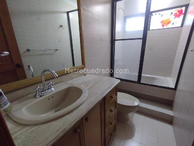 Apartamento en venta en Pinares, Pereira · foto 7 de 14