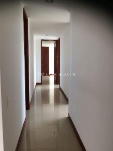 Apartamento en venta en Pinares, Pereira · foto 4 de 8