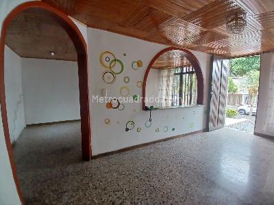Casa en venta en Los Corales, Pereira · foto 2 de 20