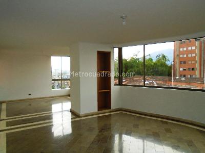 Apartamento en venta en Pinares, Pereira · foto 3 de 18