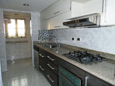 Apartamento en venta en Pinares, Pereira · foto 6 de 18