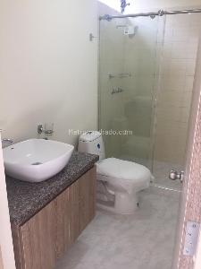 Apartamento de 3 alcobas en venta en Pinares, Pereira, 96 m² · foto 10 de 11