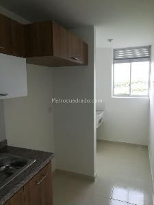 Apartamento en venta en Pereira, Pereira · foto 3 de 12