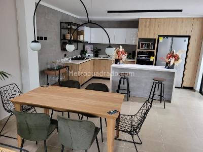 Casa en venta en Cerritos, Pereira · foto 2 de 11