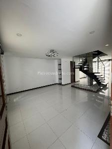Casa en venta en La Villa, Pereira · foto 2 de 17