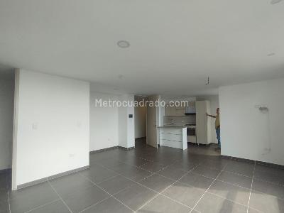 Apartamento en venta en Alamos, Pereira · foto 3 de 12