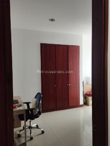 Apartamento en venta en Pinares, Pereira · foto 8 de 11