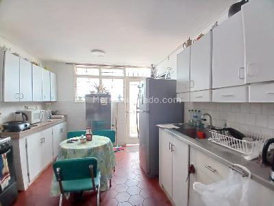 Casa de 5 alcobas en venta en Circunvalar, Pereira, 907 m² · foto 6 de 18