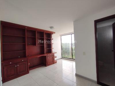 Casa en venta en Alamos, Pereira · foto 3 de 14