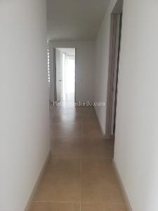 Apartamento en venta en Pinares, Pereira · foto 4 de 11