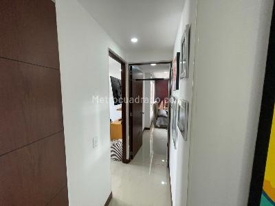 Apartamento en venta en Pinares, Pereira · foto 6 de 14