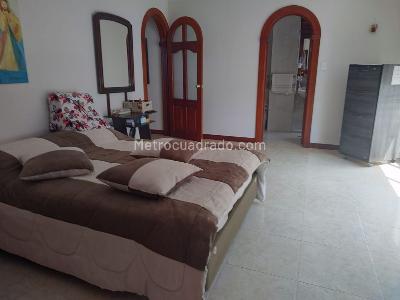 Apartaestudio en venta en Pinares, Pereira, 55 m² · foto 6 de 7
