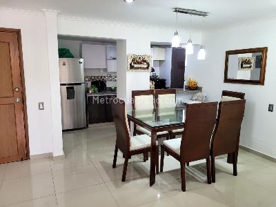 Apartamento en venta en Pinares, Pereira · foto 3 de 9