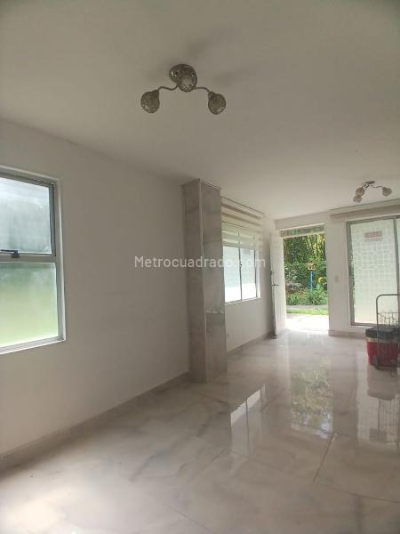 Casa – Pereira - Vista 2