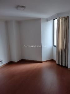 Apartamento de 3 alcobas en venta en Pinares, Pereira, 96 m² · foto 12 de 13