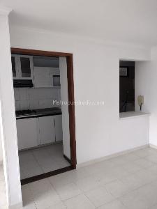 Apartamento de 3 alcobas en venta en Pinares, Pereira, 96 m² · foto 2 de 13