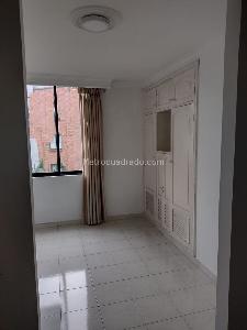 Apartamento de 3 alcobas en venta en Pinares, Pereira, 96 m² · foto 6 de 13