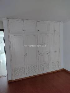 Apartamento de 3 alcobas en venta en Pinares, Pereira, 96 m² · foto 8 de 13
