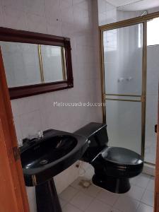 Apartamento de 3 alcobas en venta en Pinares, Pereira, 96 m² · foto 9 de 13
