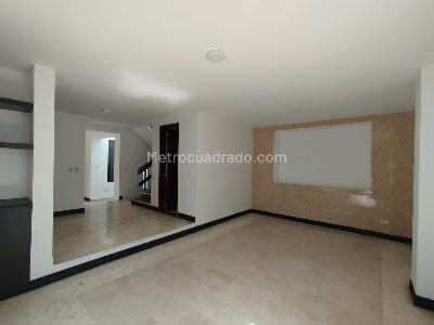 Casa en venta en Alamos, Pereira · foto 2 de 20