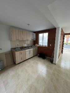 Casa en venta en Galicia, Pereira · foto 3 de 11