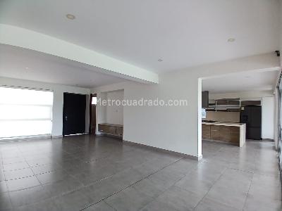 Casa de 3 alcobas en venta en Pueblito Cafetero, Pereira, 370 m² · foto 5 de 18