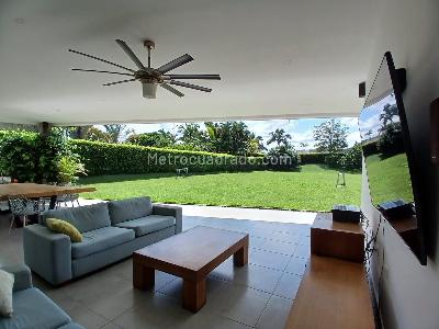 Casa de 3 alcobas en venta en Pueblito Cafetero, Pereira, 370 m² · foto 2 de 18
