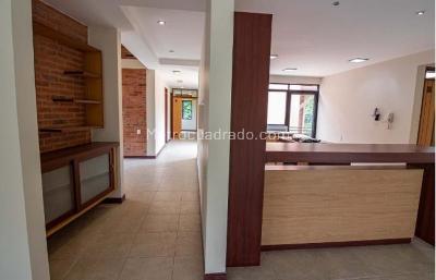 Casa de 3 alcobas en venta en El Tigre, Pereira, 274 m² · foto 4 de 10
