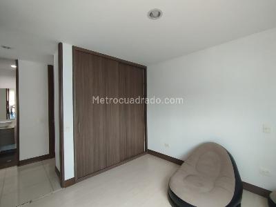 Apartamento en venta en Alamos, Pereira · foto 6 de 13