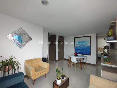Apartamento en venta en Alamos, Pereira · foto 2 de 13