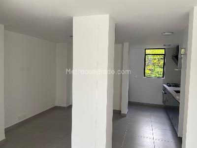 Apartamento en venta en Pinares, Pereira · foto 3 de 12