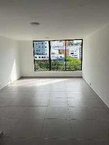 Apartamento en venta en Pinares, Pereira · foto 2 de 12