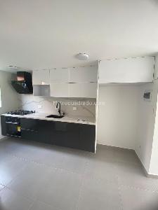 Apartamento en venta en Pinares, Pereira · foto 4 de 12
