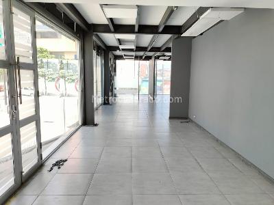 Local Comercial en Arriendo, CIRCUNVALAR, Pereira