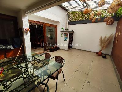 Casa de 5 alcobas en venta en Alamos, Pereira, 320 m² · foto 6 de 17