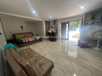 Casa de 5 alcobas en venta en Cerritos, Pereira, 1482 m² · foto 16 de 18