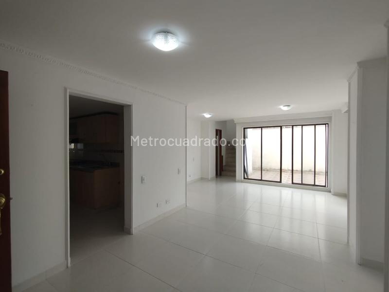 Image 2808-M5585028_3