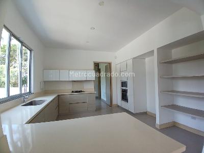 Casa en venta en Cerritos, Pereira · foto 5 de 13
