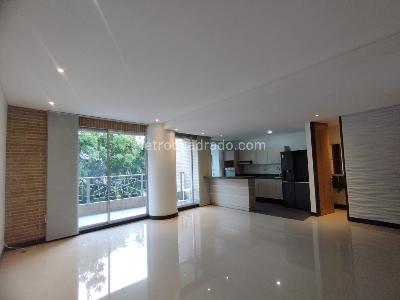 Apartamento en venta en Alamos, Pereira · foto 2 de 17