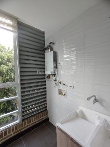 Apartamento en venta en Alamos, Pereira · foto 8 de 17