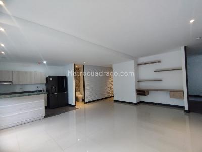 Apartamento en venta en Alamos, Pereira · foto 3 de 17