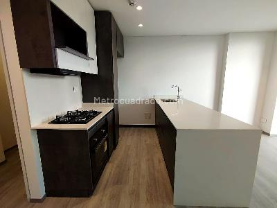Apartamento en venta en Pinares, Pereira · foto 4 de 14